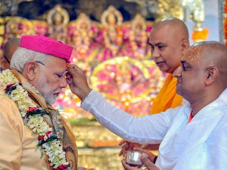 જનકપુરમાં છે માતા સીતાનું વિશાળ મંદિર