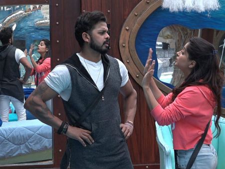 7 વાર આપઘાતનો પ્રયાસ