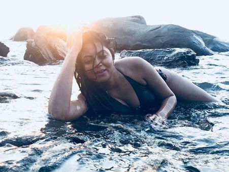 બૉલીવુડમાં ડેબ્યૂટ