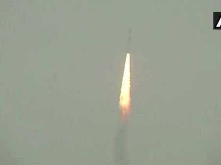 ISRO: વિદેશી સેટેલાઈટ્સ સાથે પીએસએલવી-સી43 લોન્ચ