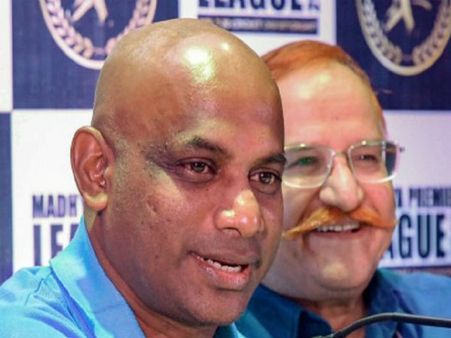 કંપનીઓ બનાવે છે