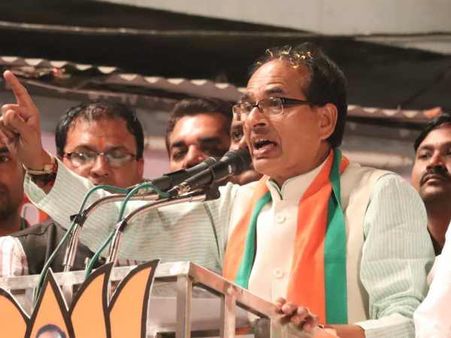 કોંગ્રેસી આપે છે માત્ર વચનો કોંગ્રેસી આપે છે માત્ર વચનો