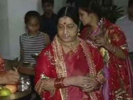 સુષ્મા-સ્વરાજનો સંબંધ લોકો માટે મિસાલ સલમાન