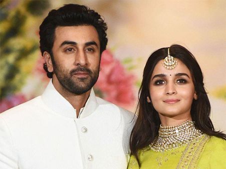 સુંદર કપલ