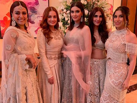 ગર્લ ગેંગ ગર્લ ગેંગ