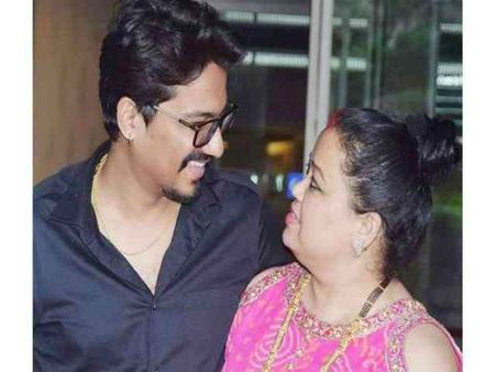 હર્ષે કહ્યુ 9 વાગે આવી જઈશ