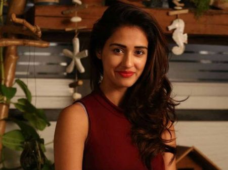 ખુબસુરતી અને સાદગી 