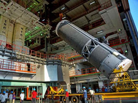 ઈસરોનો Gsat-7A લૉન્ચ થયો, ઈન્ડિયન એરફોર્સને કામ આવશે