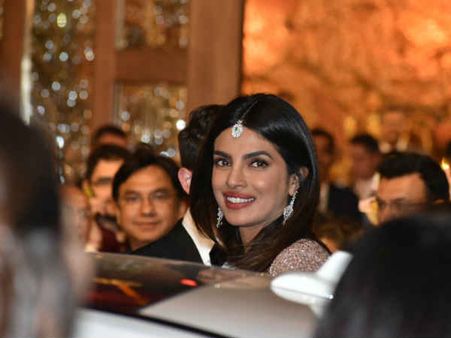 દેસી ગર્લ