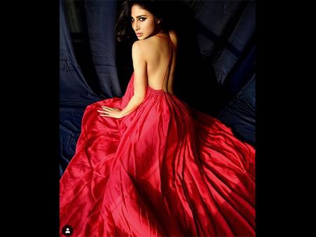 મૌની રોય