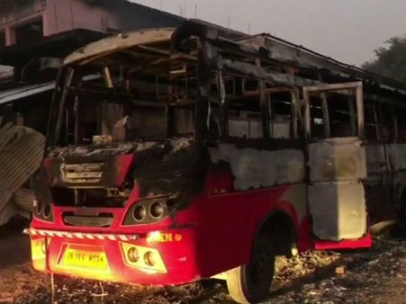 ઔરંગાબાદ: નક્સલીઓનું તાંડવ, 100 રાઉન્ડ ફાયરિંગ, 1 ની મૌત