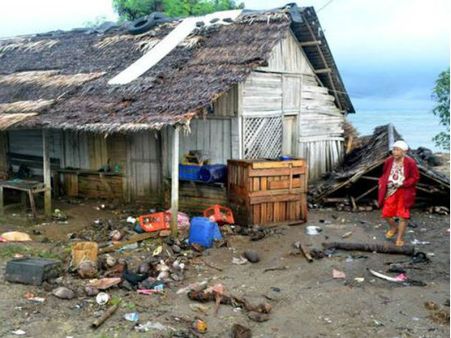 ઈંડોનેશિયામાં વિનાશકારક સુનામી, અત્યાર સુધીમાં 168 લોકોએ જીવ ગુમાવ્યા