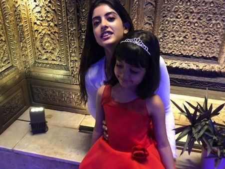 અમિતાભની દોહિત્રીની બર્થડે પાર્ટીનો Video વાયરલ, જુઓ શું કરી રહી છે આરાધ્યા