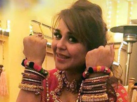 લાઈવપ્રસારણ યુ-ટ્યુબ તરફથી લાઈવપ્રસારણ યુ-ટ્યુબ તરફથી