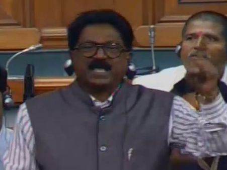 રાફેલ વિવાદઃ શિવસેના બોલી - સરકાર જો સાફ હોય તો JPSથી કેવો ડર