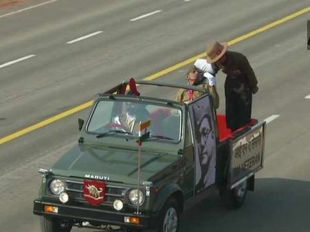 પહેલી વાર ગણતંત્ર દિવસની પરેડમાં શામેલ થયા આઝાદ હિંદ ફૌજના સૈનિક