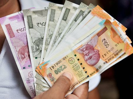 બેન્ક-પોસ્ટ ઓફિસ્માં એક વારમાં રોકાણની રણનીતિ