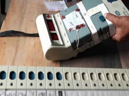 ચૂંટણી પંચ પર આજે કોંગ્રેસ પ્રહાર કરી રહી છે