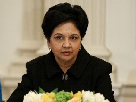 નૂઈએ હંમેશાથી ટ્મ્પની આલોચના કરી