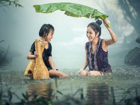 વસ્તીને વધારવા માટે પ્રશાશન પરિવારને પૈસા આપી રહી છે