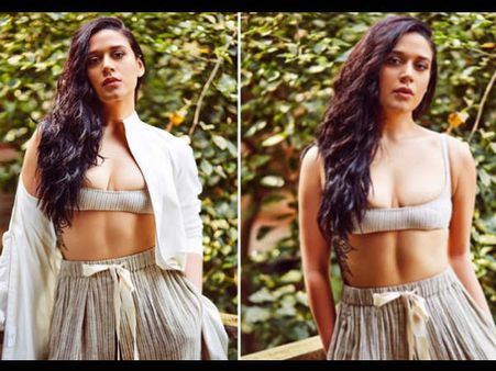 શેર કરી આ તસ્વીર 