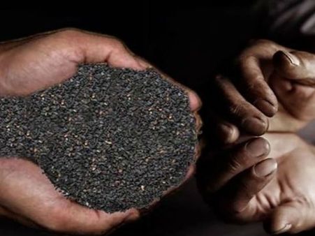 તલ છાંટવાનું મહત્વ તલ છાંટવાનું મહત્વ