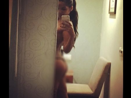 કન્ટ્રોવર્સી ક્વીન કન્ટ્રોવર્સી ક્વીન