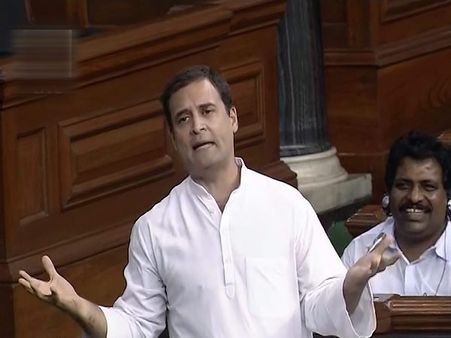 મોદી સરકાર પર પ્રહાર 