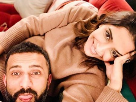 સોનમના લગ્નમાં સ્ટાર્સે મચાવી હતી ધૂમ સોનમના લગ્નમાં સ્ટાર્સે મચાવી હતી ધૂમ