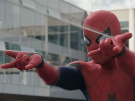 સ્પાઈડરમેન બનીને આવ્યો ઑફિસ સ્પાઈડરમેન બનીને આવ્યો ઑફિસ