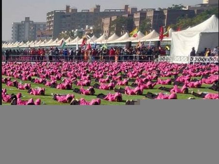 લોકોએ પતંગોત્સવને વ્યવસાય બનાવ્યો લોકોએ પતંગોત્સવને વ્યવસાય બનાવ્યો