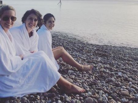 Video Viral: ઝીરો ડિગ્રી તાપમાનના પાણીમાં કેટરીનાએ લગાવી ડૂબકી