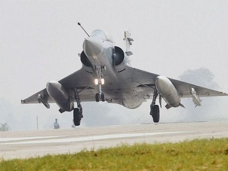 Air Strike: કુંભથી લઈ બમ્હરૌલી સુધી હાઈ અલર્ટ, તમામ લડાકૂ વિમાન તૈયાર