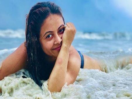 ગોપી વહુ બની ગઈ સેક્સી બેબ, રાતોરાત હૉટ તસવીરો થઈ વાયરલ