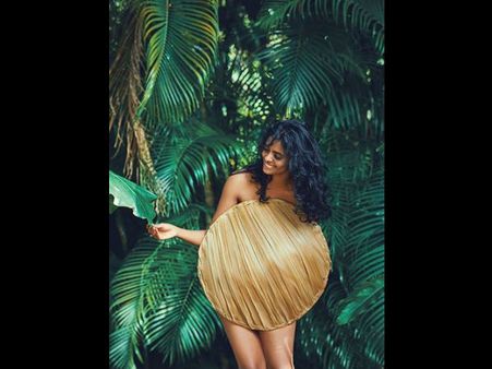 અભિનેત્રી પર સેક્સુઅલ ફેવરનો દબાવ અભિનેત્રી પર સેક્સુઅલ ફેવરનો દબાવ