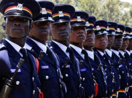 કેન્યામાં ભ્રષ્ટાચારને રોકવા માટે પોલીસના યુનિફોર્મથી દૂર કરવામાં આવશે ખિસ્સા