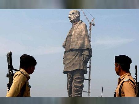 કચ્છ-ભૂજ નજીક શંકાસ્પદ ચાઈનીઝ કબૂતર