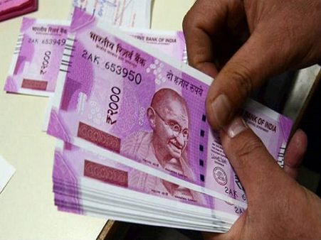 ખેડૂતોને પગાર આપી શકે છે સરકાર