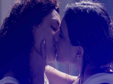 નિયા શર્મા