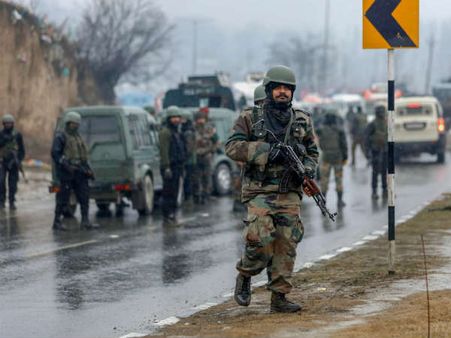 દેહરાદૂનથી પણ એક કાશ્મીરી યુવકની ધરપકડ