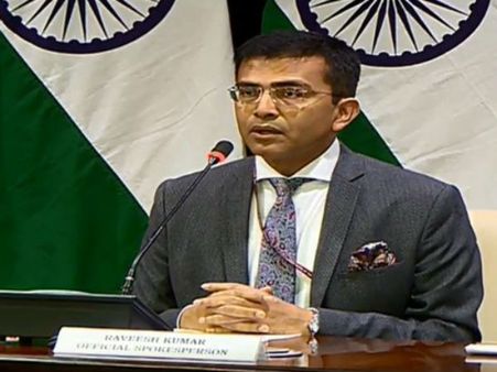 પાકિસ્તાન સામેની એક્શનમાં આપણું મિગ-21 નુકસાનગ્રસ્ત, પાયલોટ લાપતાઃ વિદેશ મંત્રાલય