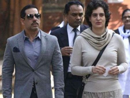 મની લૉન્ડ્રીંગ મામલે પૂછપરછ માટે ત્રીજી વાર ઈડી સામે હાજર થયા રૉબર્ટ વાડ્રા