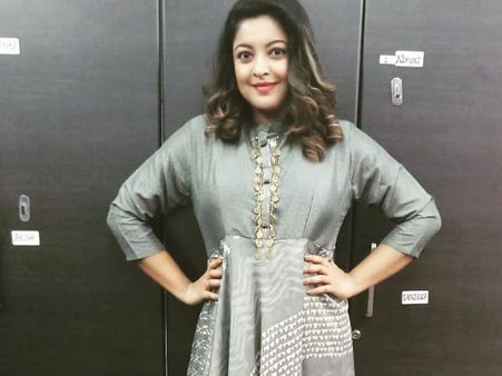 લખ્યા છે ડાયલૉગ લખ્યા છે ડાયલૉગ