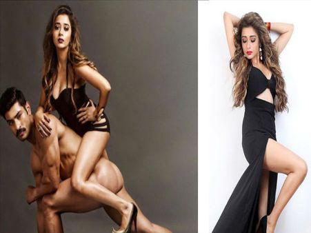 ટીનાનો આટલો હોટ અંદાજ