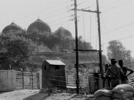 8 અઠવાડિયામાં રિપોર્ટ- મીડિયા કવરેજ પર રોક, જાણો હવે શું થશે અયોધ્યા કેસમાં