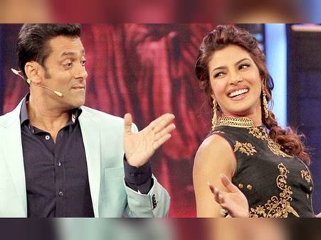 સલમાન ખાને બધાની વચ્ચે પ્રિયંકા ચોપડાની ડેટિંગ એપની ઉડાવી મજાક