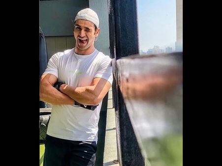 હવે આદત પડી ગઈ