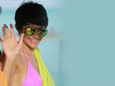 DDLJ થી શરૂઆત DDLJ થી શરૂઆત