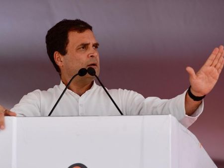 મનોહર પરિકરને આપી શ્રદ્ધાંજલિ