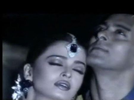 પીટતા રહ્યા દરવાજો